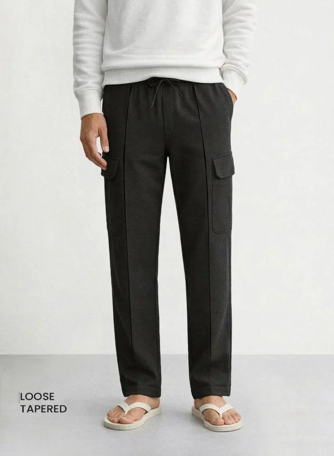 Men Loose Fit Textured Cargo Pocket Mid-Rise Cargo Joggers